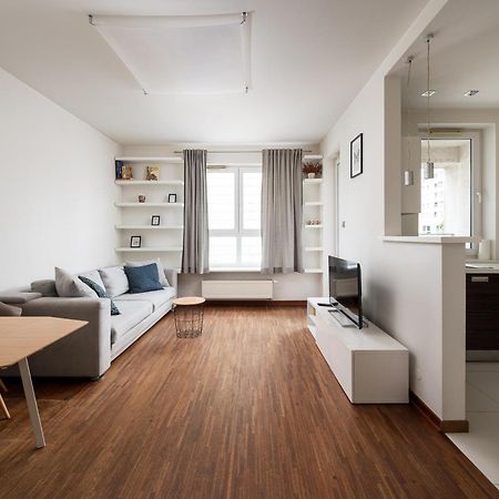 Stawki Pleasant Apartment Varşovia Exterior foto
