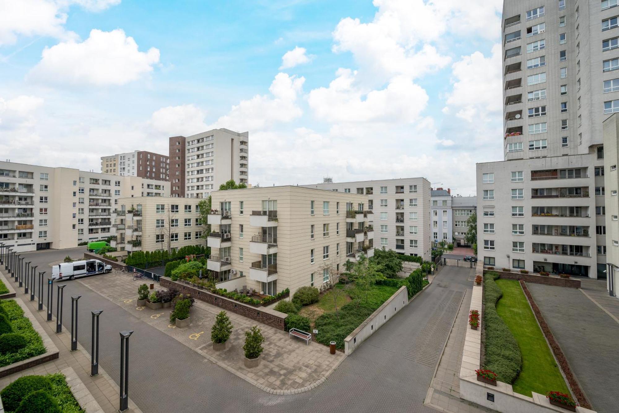 Stawki Pleasant Apartment Varşovia Exterior foto