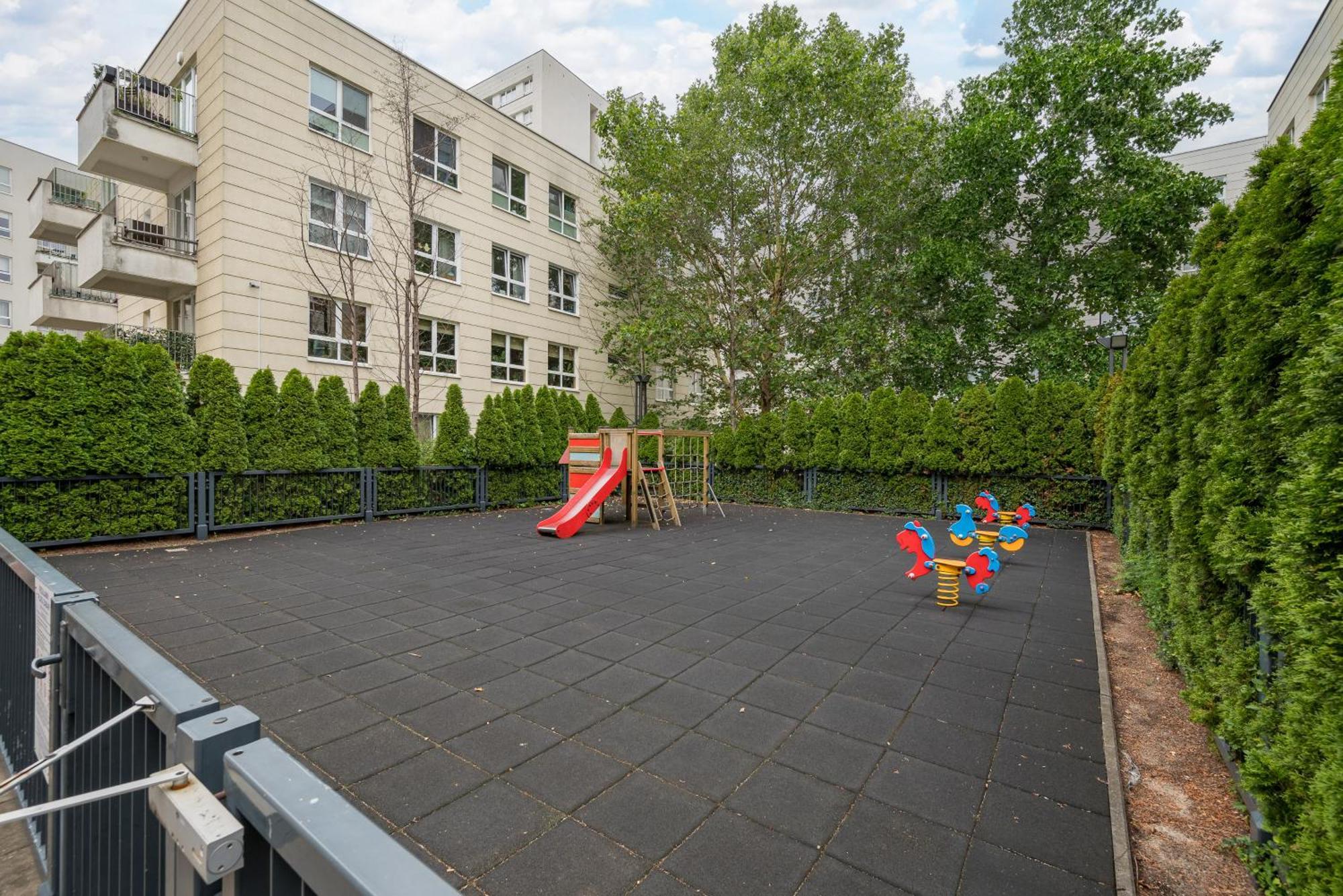 Stawki Pleasant Apartment Varşovia Exterior foto