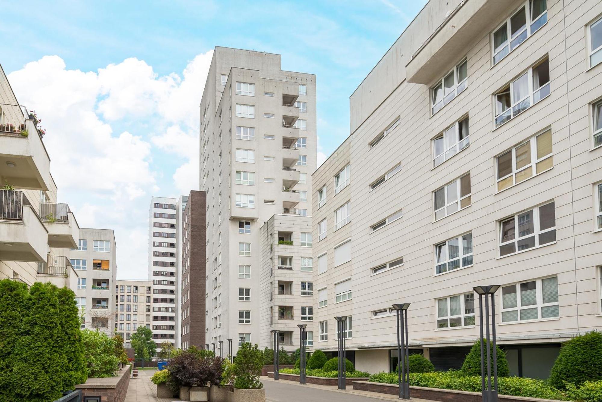 Stawki Pleasant Apartment Varşovia Exterior foto